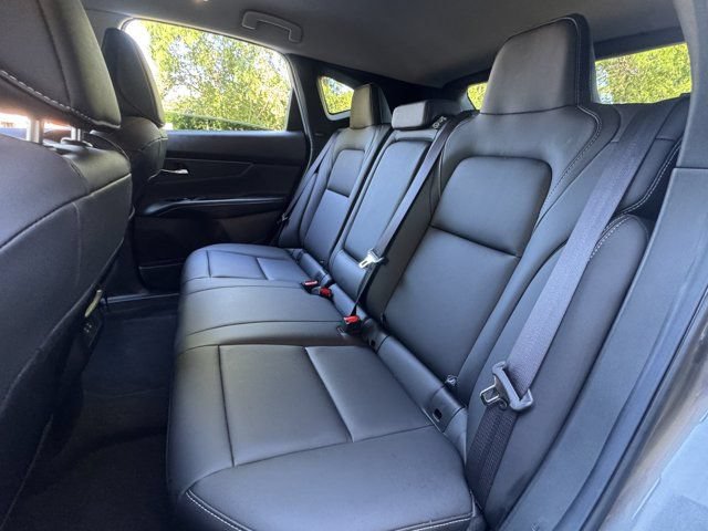 Used 2025 Nissan Murano SV AWD/4WD image 35