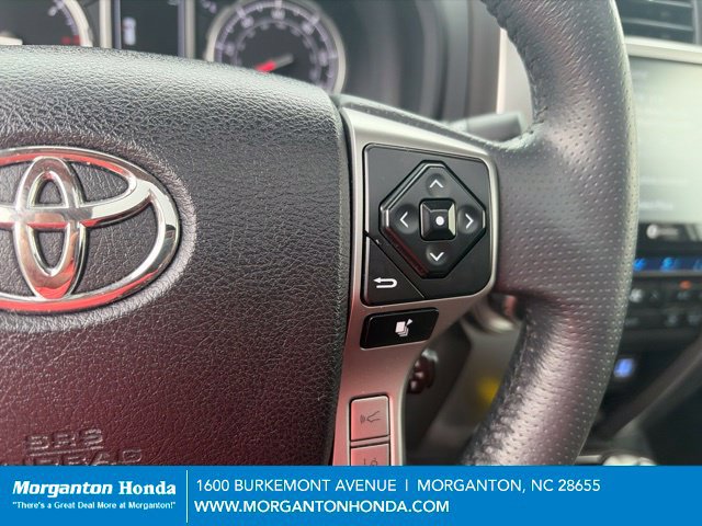 Used 2022 Toyota 4Runner Limited AWD/4WD image 18