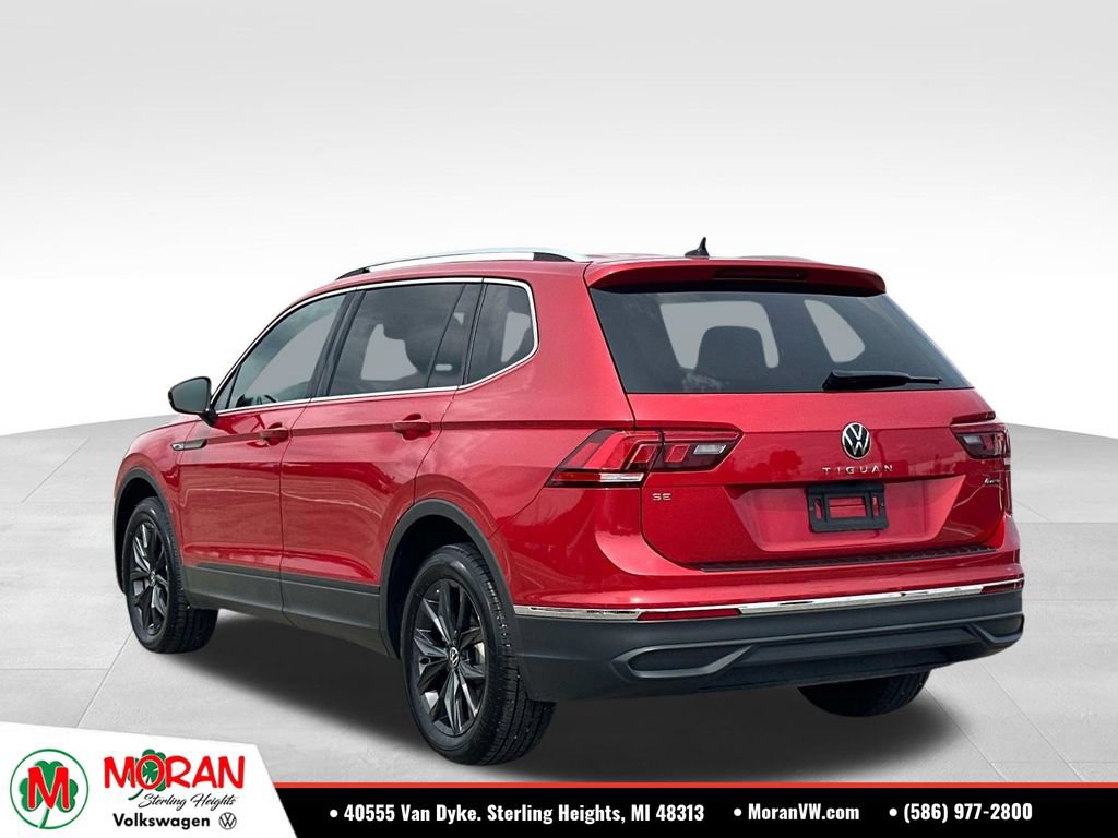 Certified 2024 Volkswagen Tiguan SE AWD/4WD image 3