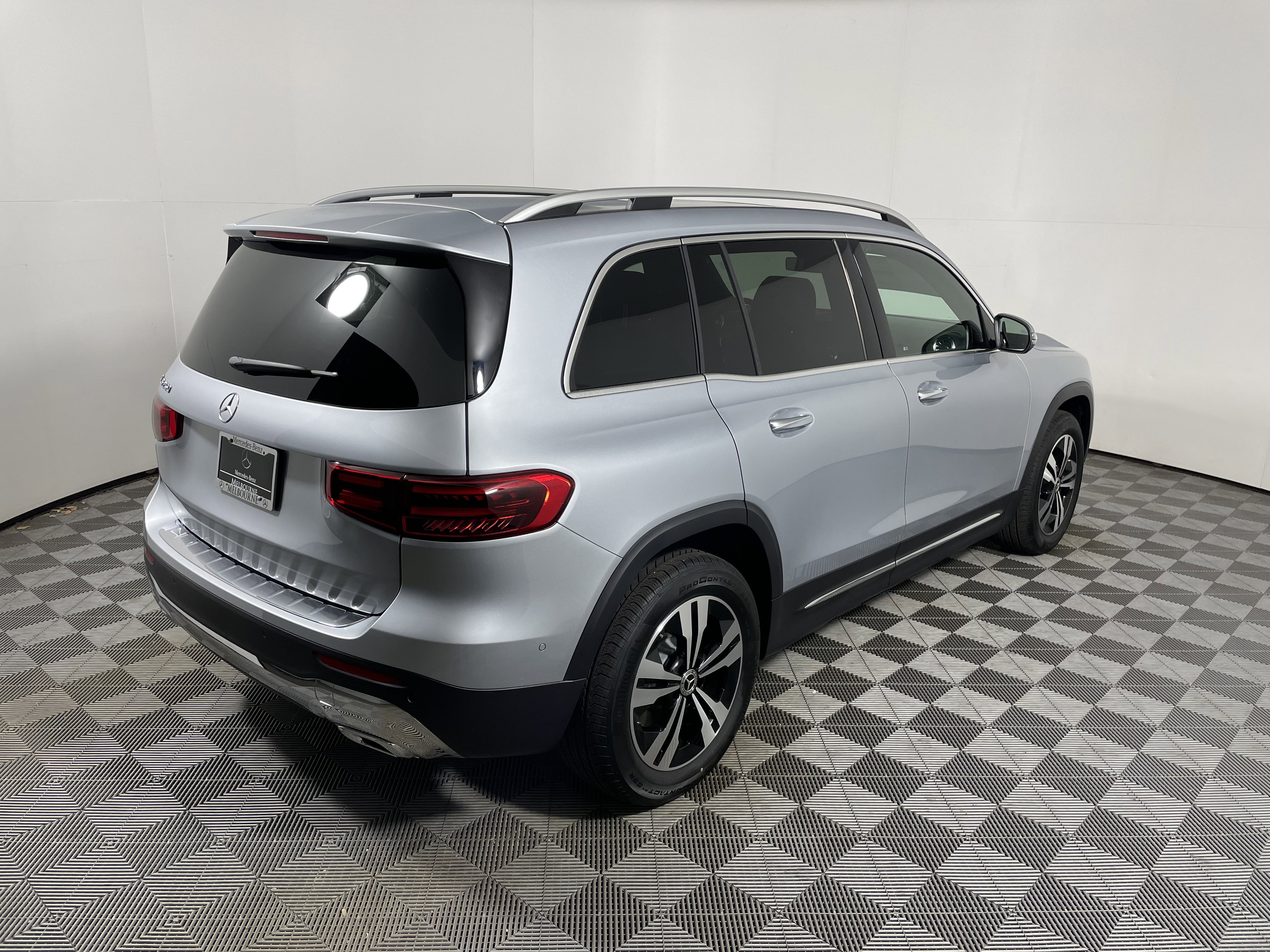 New 2026 Mercedes-Benz GLB 250 image 5