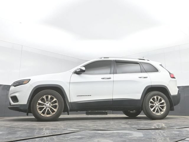 Used 2019 Jeep Cherokee Latitude w/ Popular Appearance Group FWD image 30