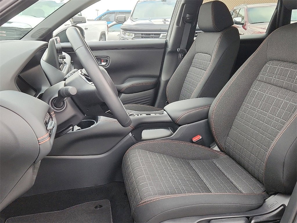 New 2025 Honda HR-V Sport image 7