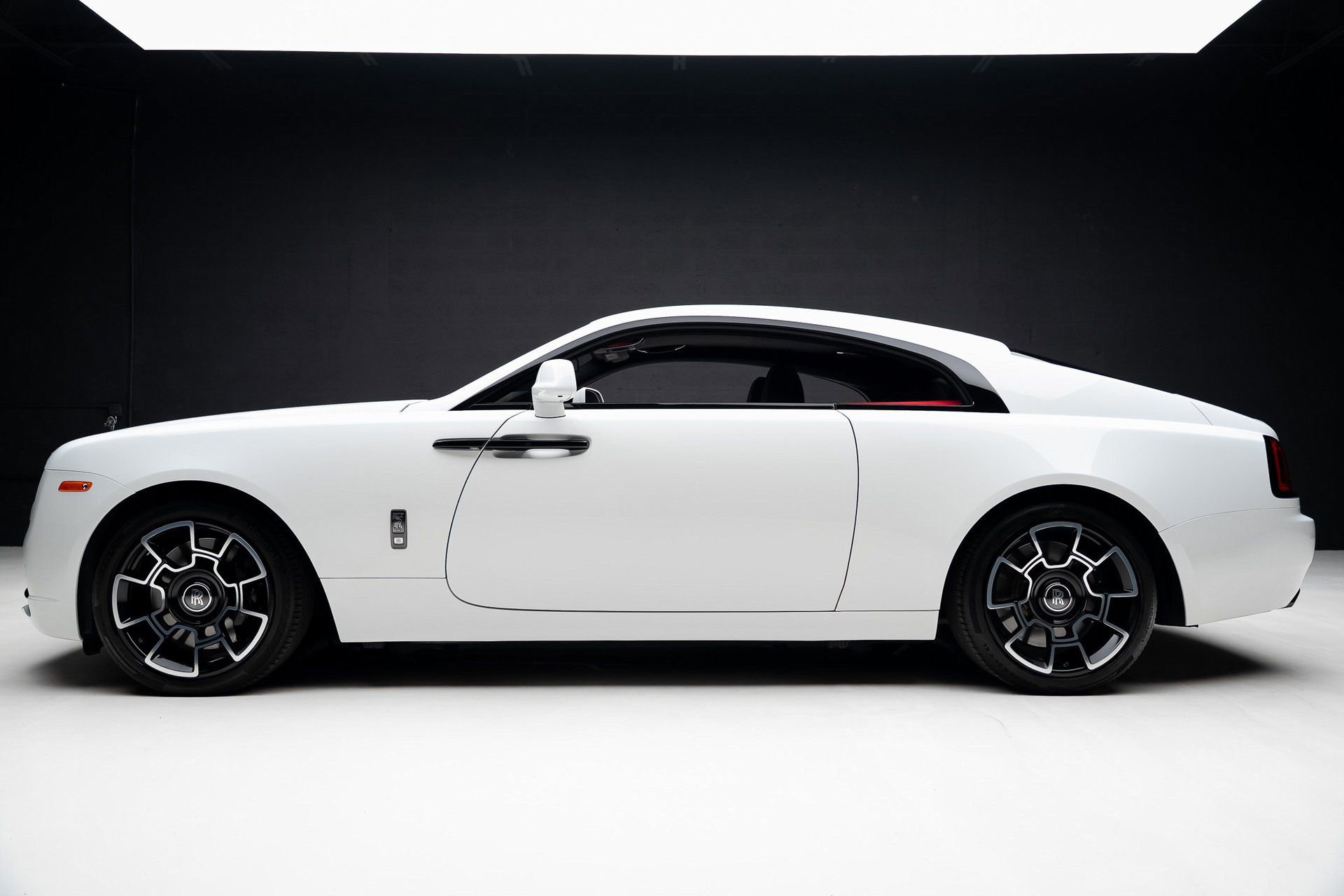 Used 2020 Rolls-Royce Wraith image 18