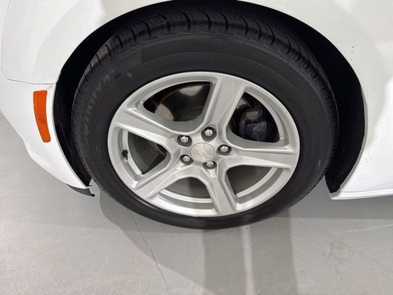 Used 2019 Chevrolet Camaro LT image 6