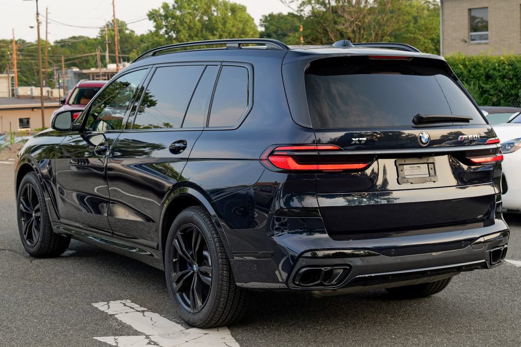 Used 2024 BMW X7 M60i w/ Executive Package AWD/4WD image 5