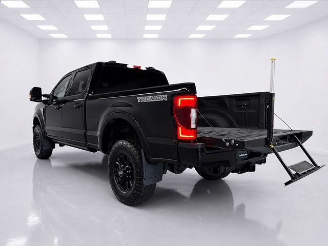 Used 2022 Ford F250 Lariat w/ Tremor Off-Road Package AWD/4WD image 10