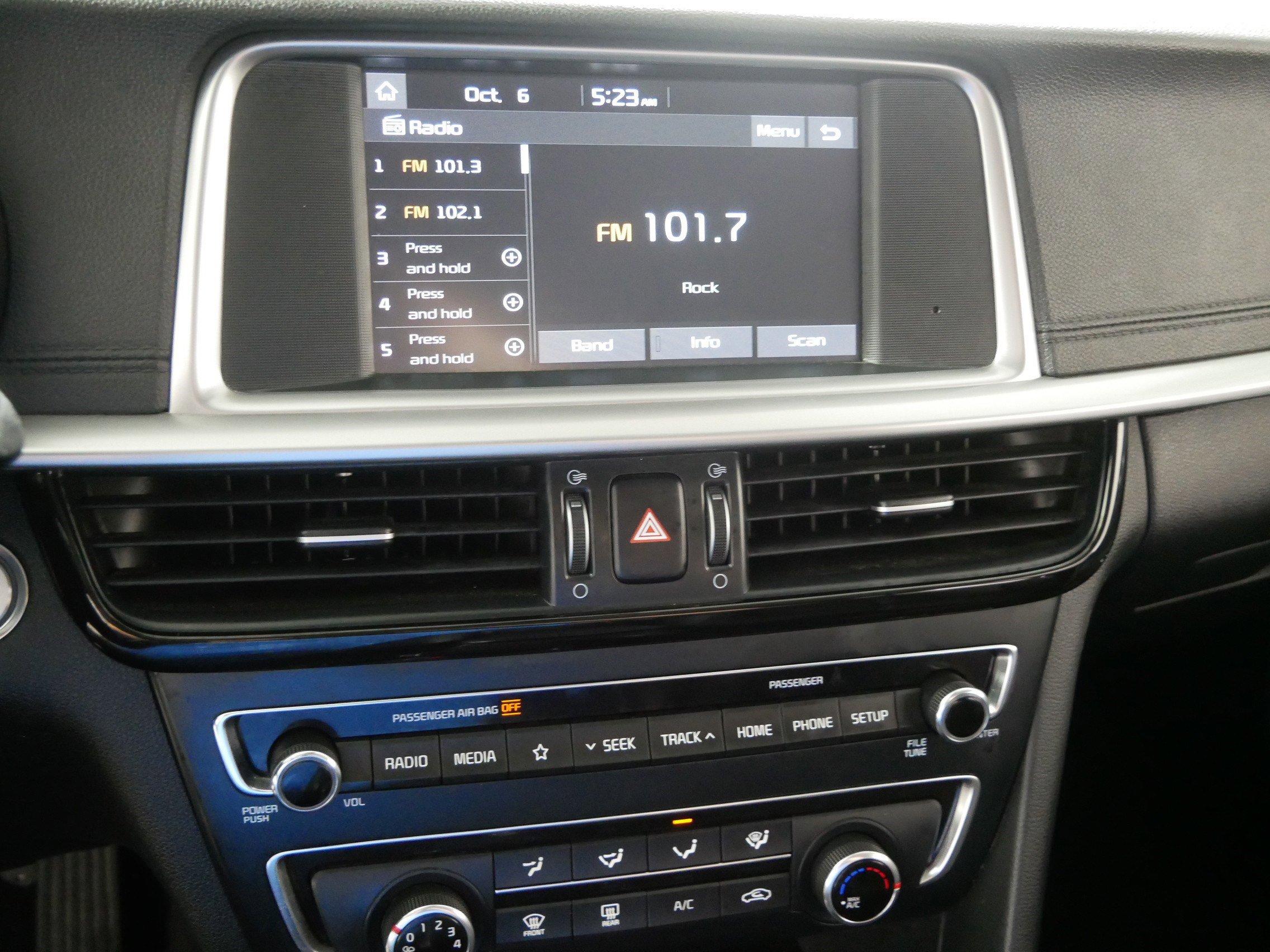 Used 2020 Kia Optima S image 22