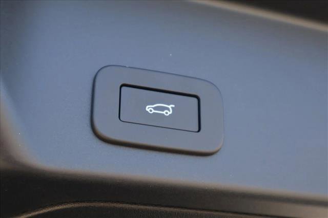 New 2026 Land Rover Range Rover Evoque Dynamic SE AWD/4WD image 7