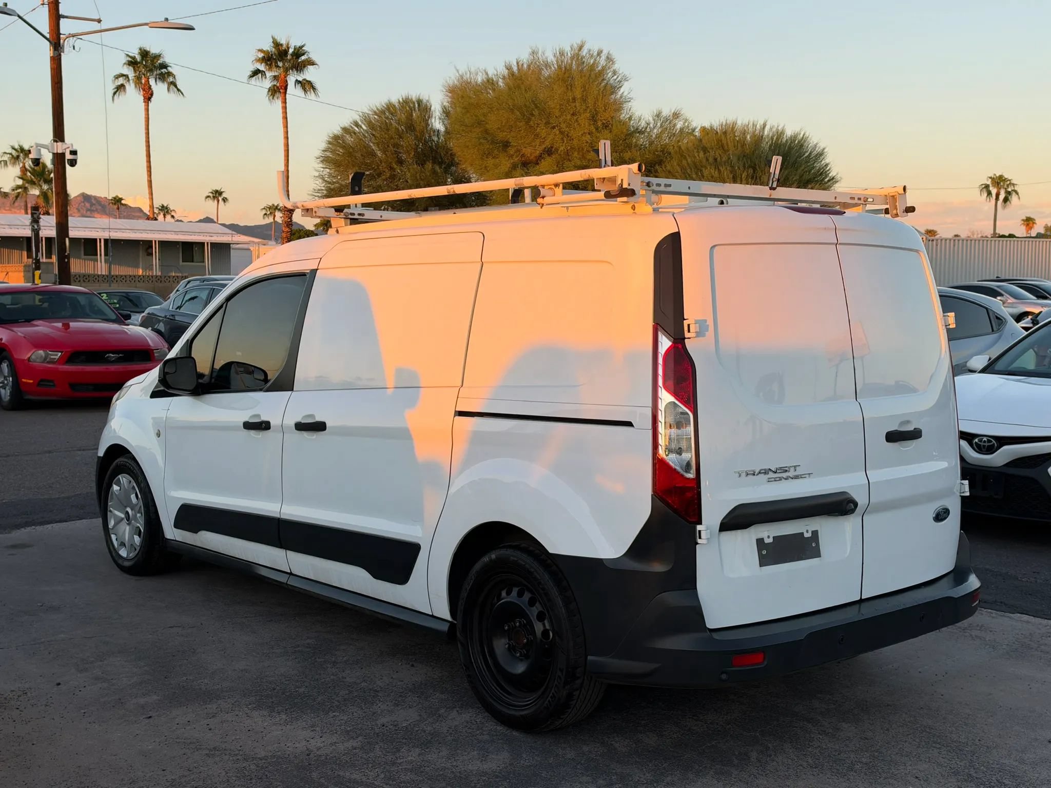 Used 2018 Ford Transit Connect XL FWD image 6