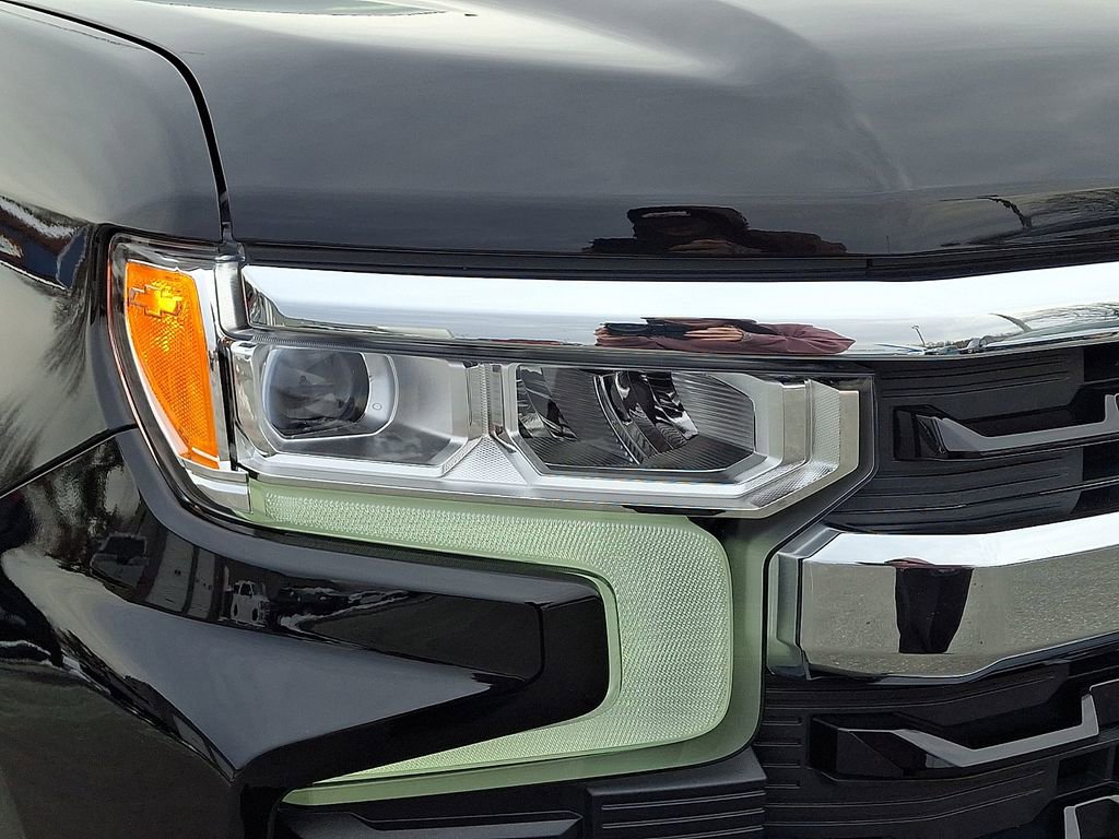 Used 2025 Chevrolet Silverado 1500 LT image 9