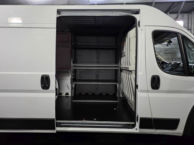 Used 2021 RAM ProMaster 2500 w/ Convenience Group FWD image 10