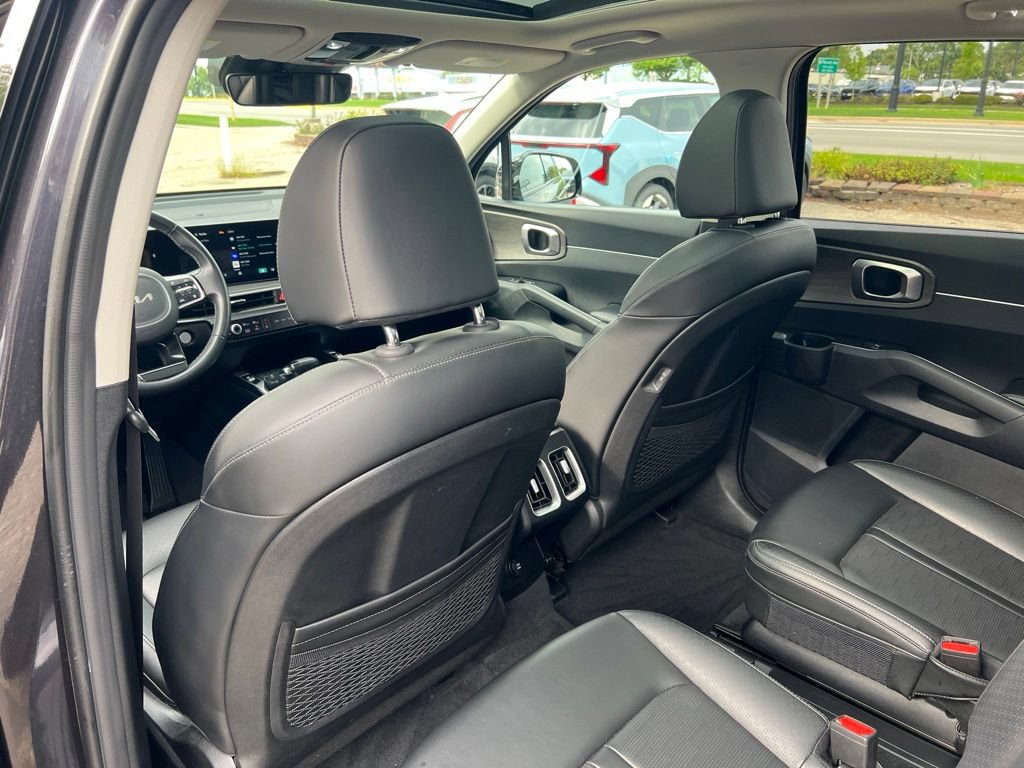 Certified 2025 Kia Sorento X-Line EX AWD/4WD image 10