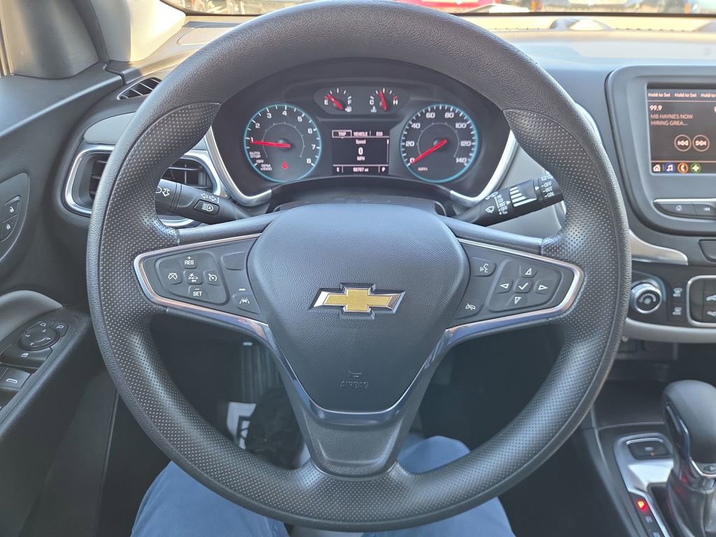 Used 2022 Chevrolet Equinox LS w/ Driver Confidence II Package AWD/4WD image 18