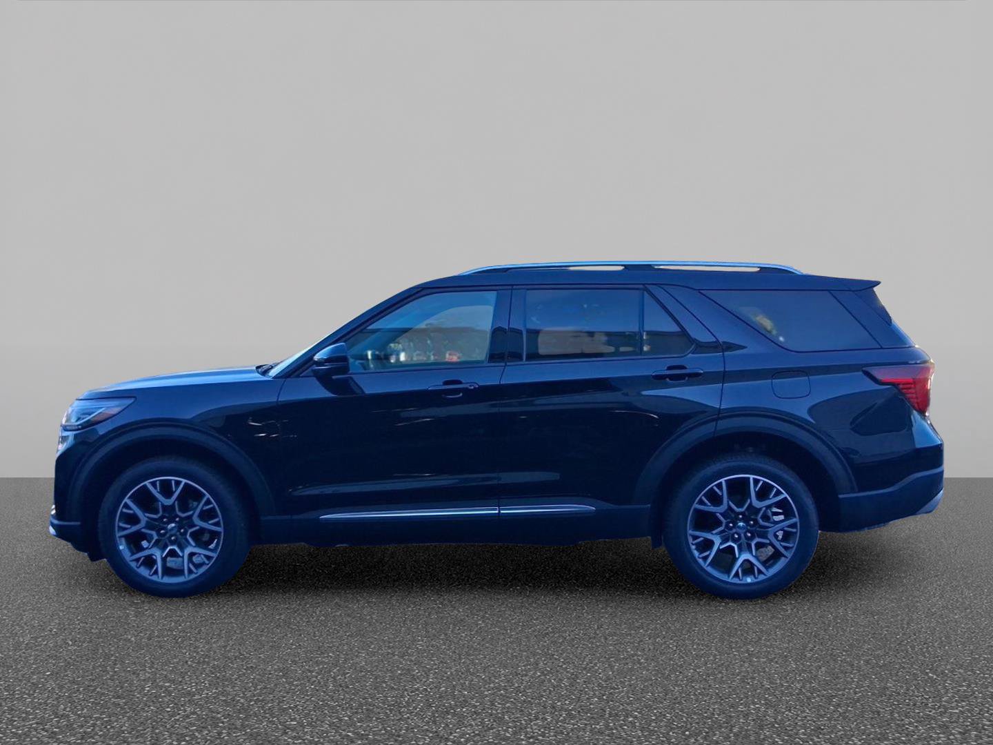 New 2027 Ford Explorer Platinum w/ 3.0L Ultimate Package AWD/4WD image 7