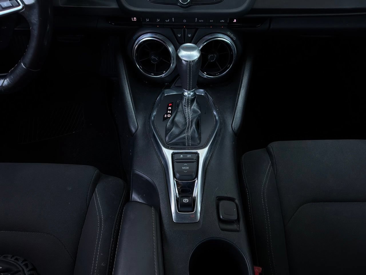 Used 2019 Chevrolet Camaro LT RWD image 20