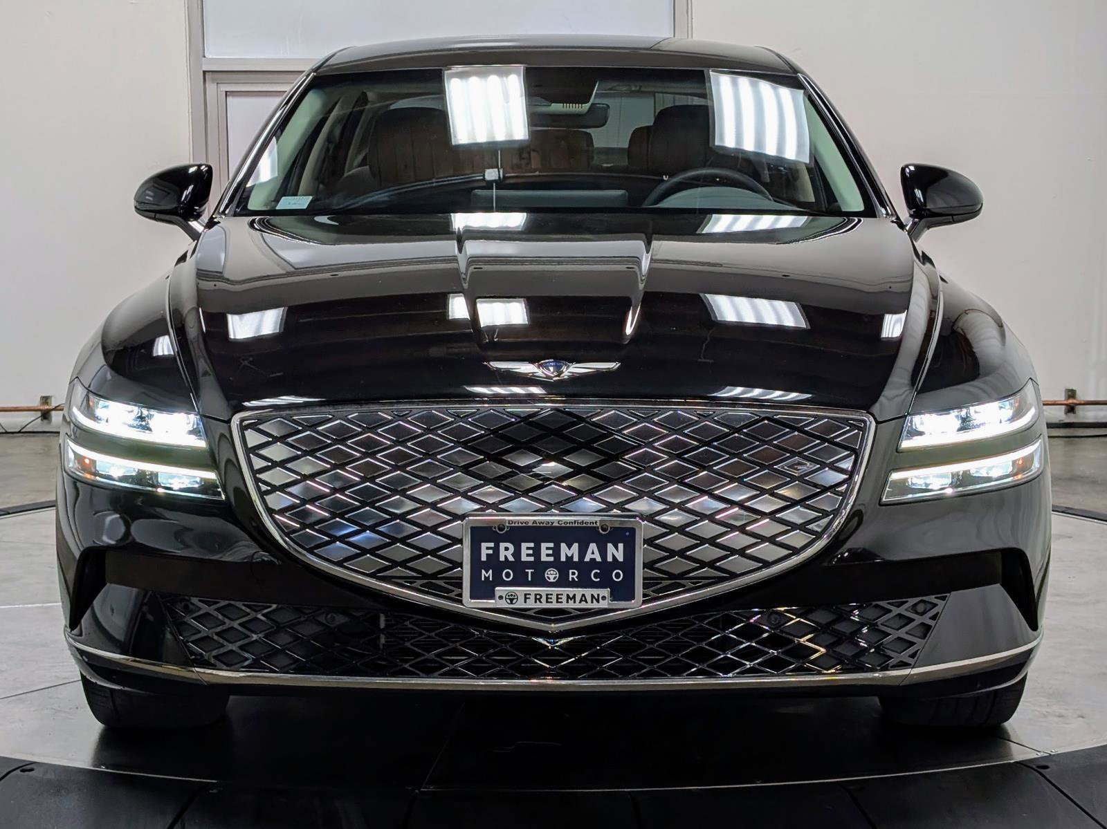 Used 2024 Genesis G80 image 3