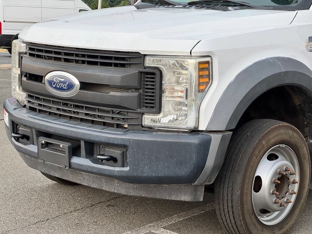 Used 2018 Ford F550 2WD Regular Cab Super Duty image 20