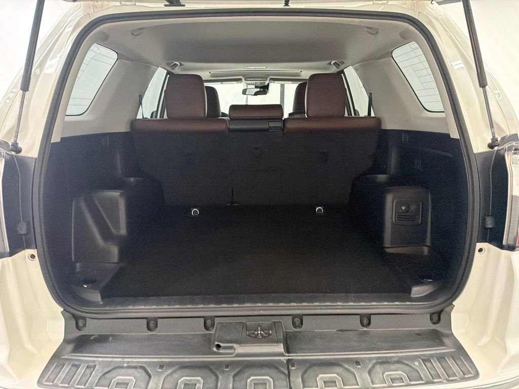 Used 2021 Toyota 4Runner Limited AWD/4WD image 20
