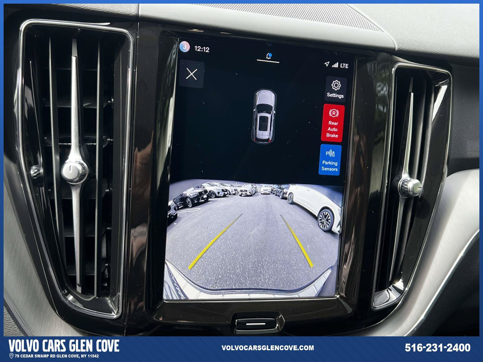 Used 2024 Volvo XC60 B5 Core w/ Protection Package Premier AWD/4WD image 29