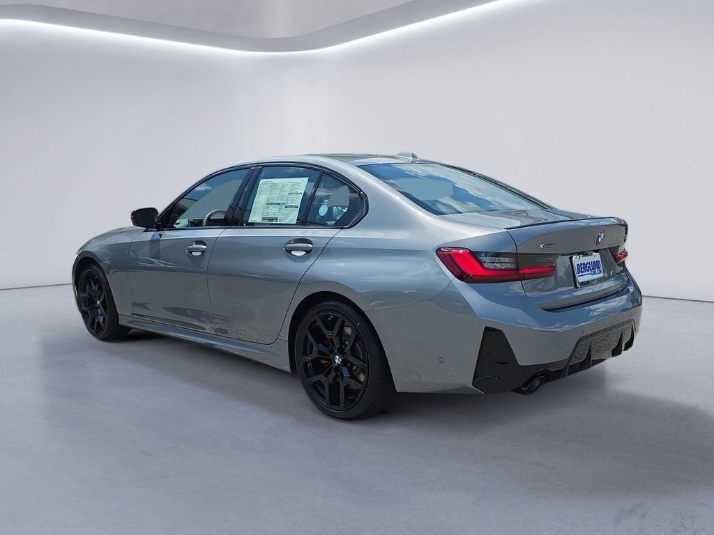 New 2026 BMW 330i xDrive Sedan w/ M Sport Package AWD/4WD image 5