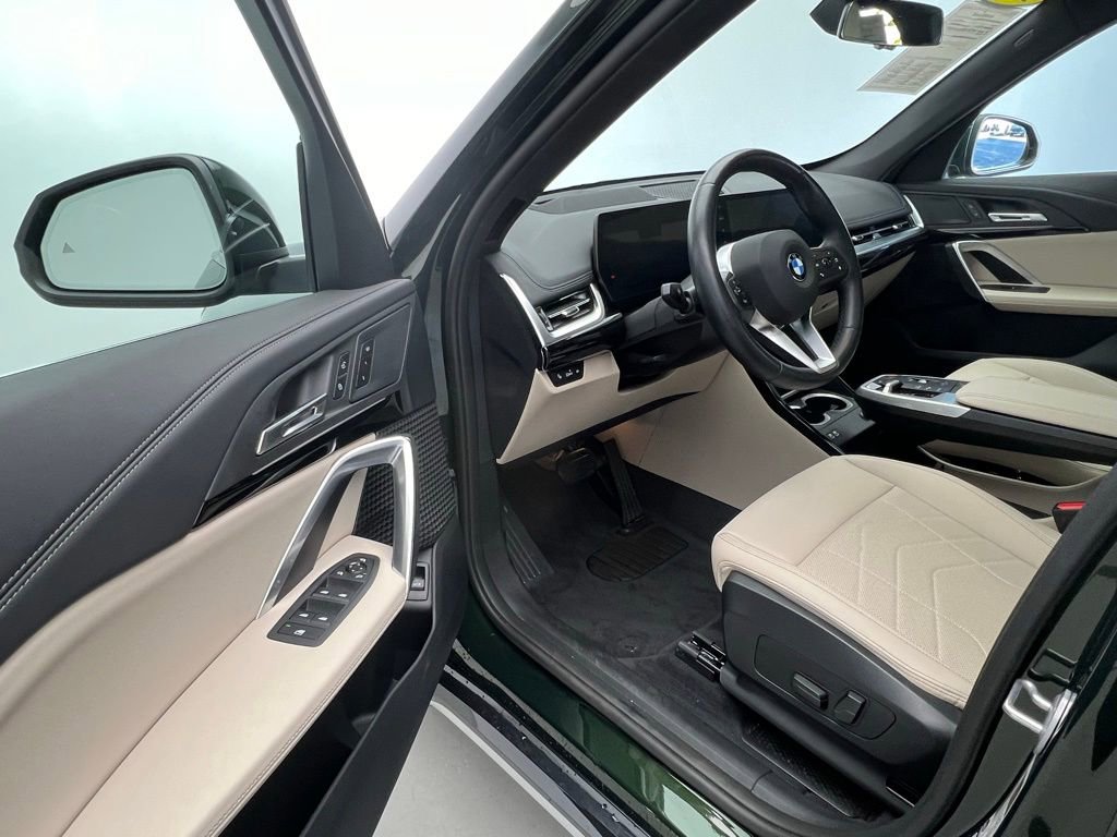 Certified 2025 BMW X1 xDrive28i image 21