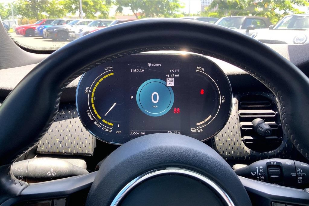 Used 2022 MINI Cooper SE FWD image 18