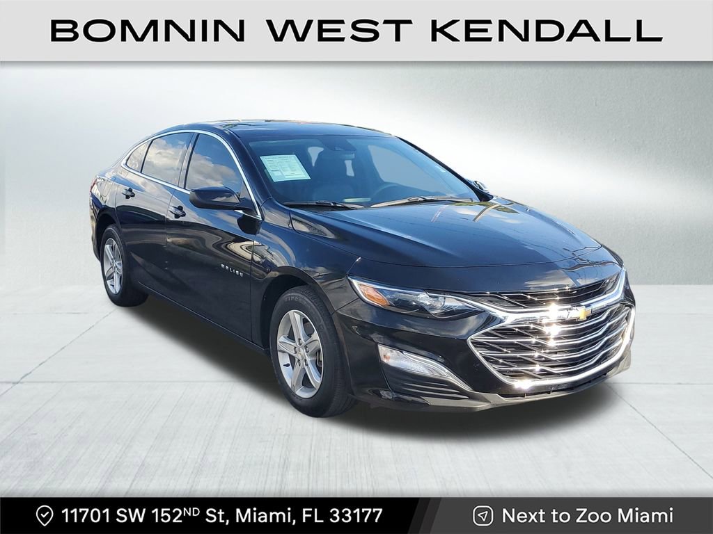 Used 2024 Chevrolet Malibu LS image 1