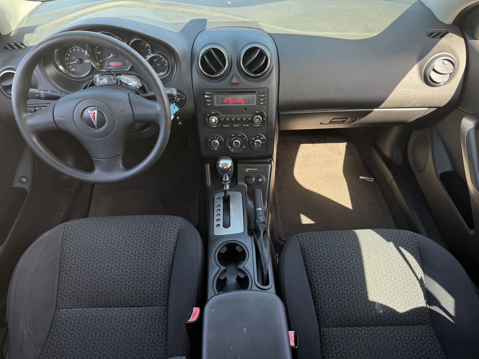 Used 2008 Pontiac G6 Value Leader image 11