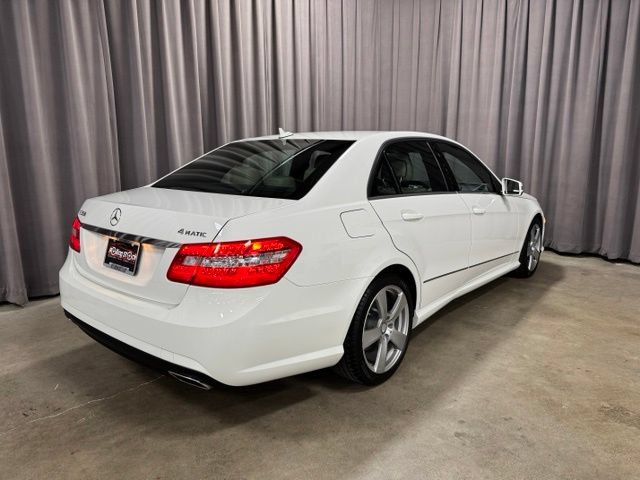 Used 2010 Mercedes-Benz E 350 4MATIC Sedan image 5