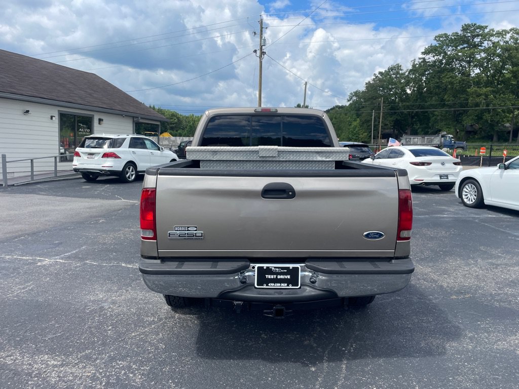 Used 2006 Ford F250 4x4 Crew Cab Super Duty image 5