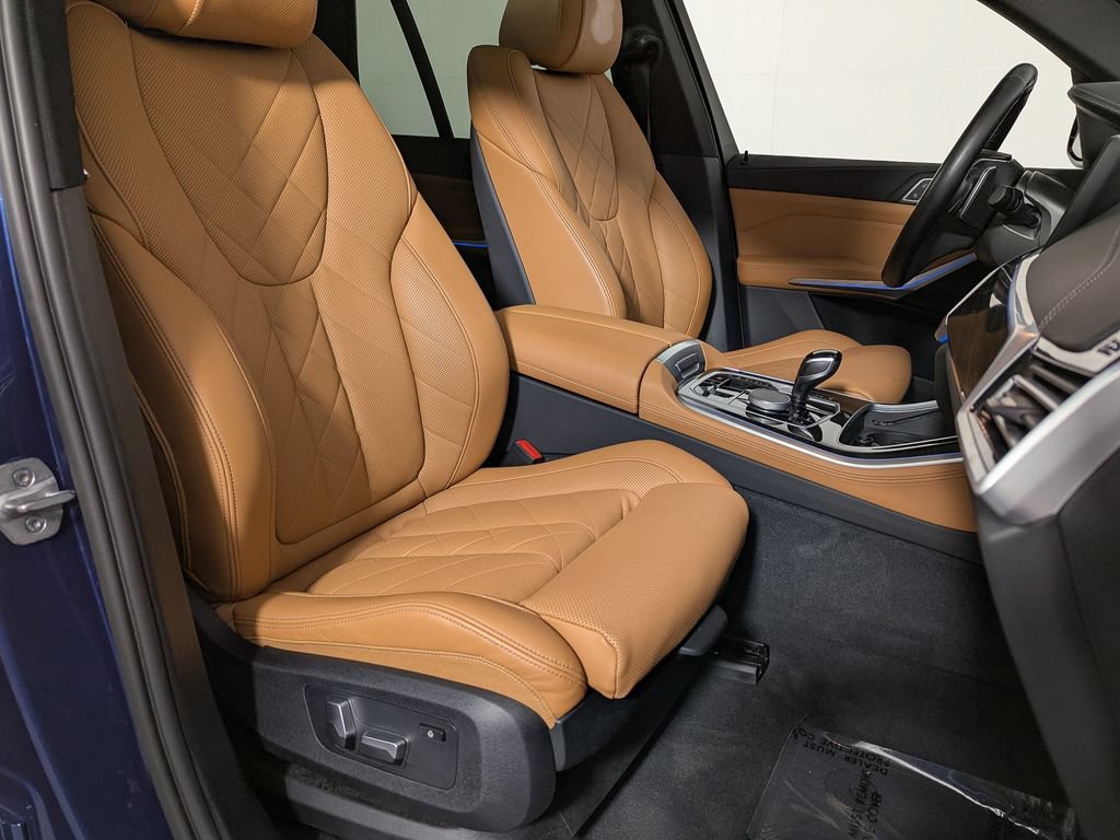Used 2023 BMW X5 xDrive45e w/ Climate Comfort Package AWD/4WD image 29