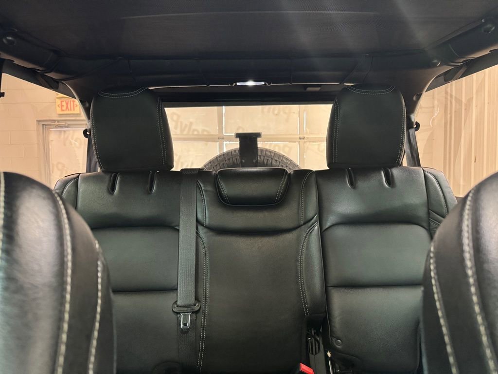 Used 2022 Jeep Wrangler Unlimited Sport image 12