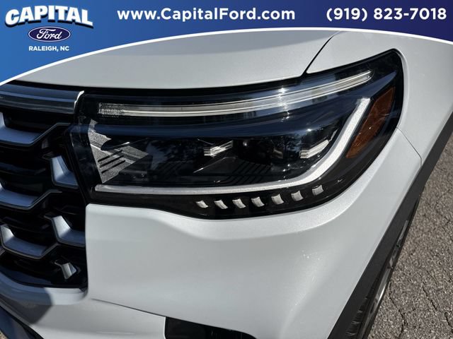 Certified 2025 Ford Explorer Platinum w/ Ultimate Package AWD/4WD image 11