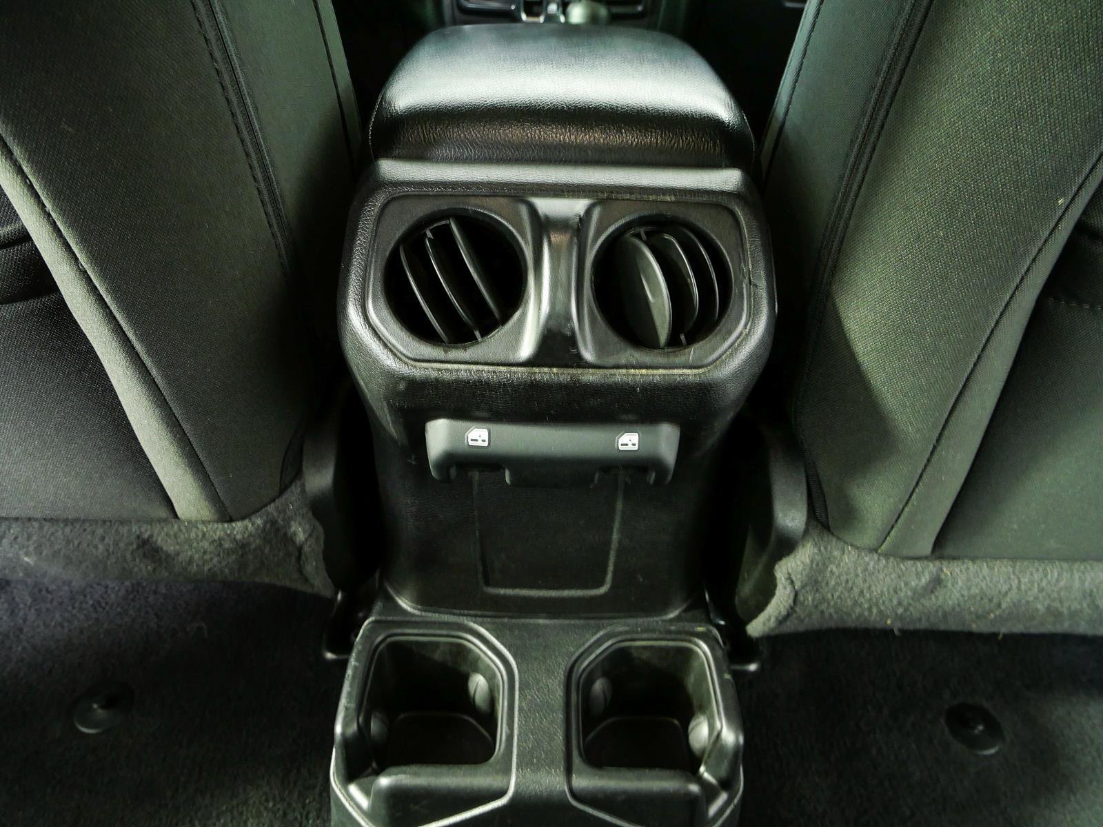 Used 2021 Jeep Wrangler Unlimited Sport AWD/4WD image 19