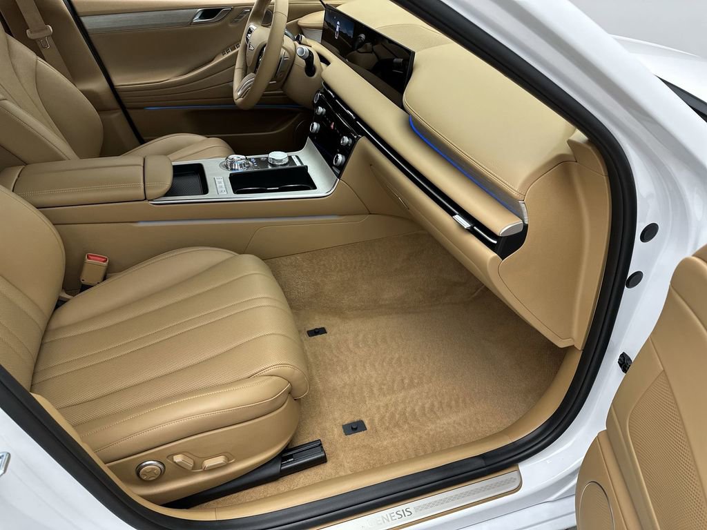Used 2025 Genesis G80 2.5T Advanced image 25