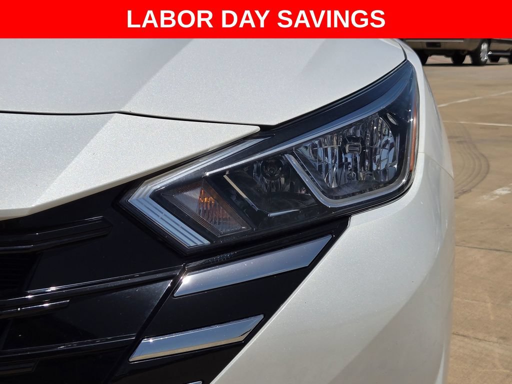 Used 2024 Nissan Versa SV FWD image 31