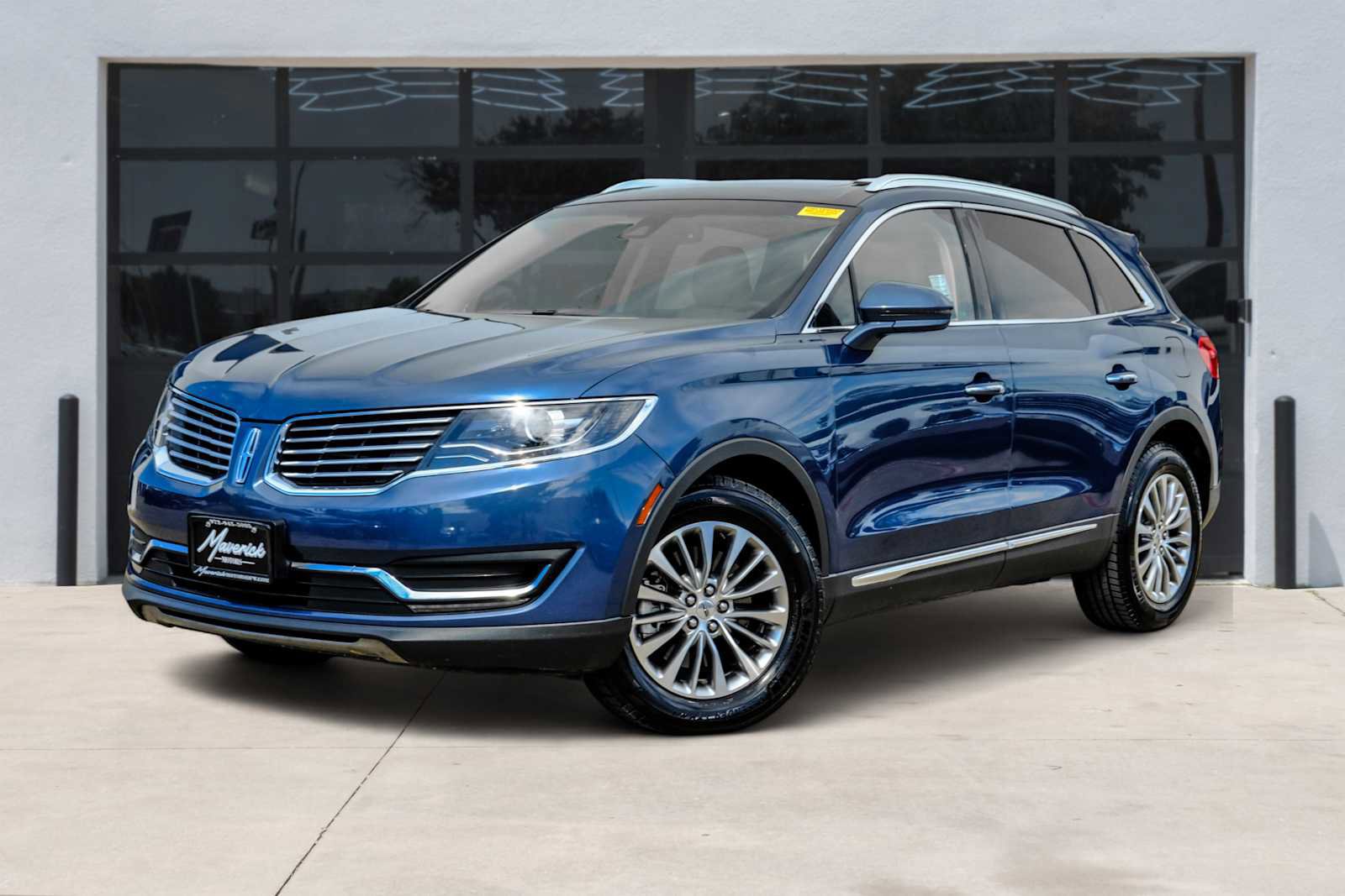 Used 2018 Lincoln MKX Select w/ Select Plus Package