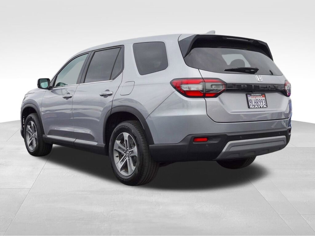 Used 2024 Honda Pilot EX-L image 6