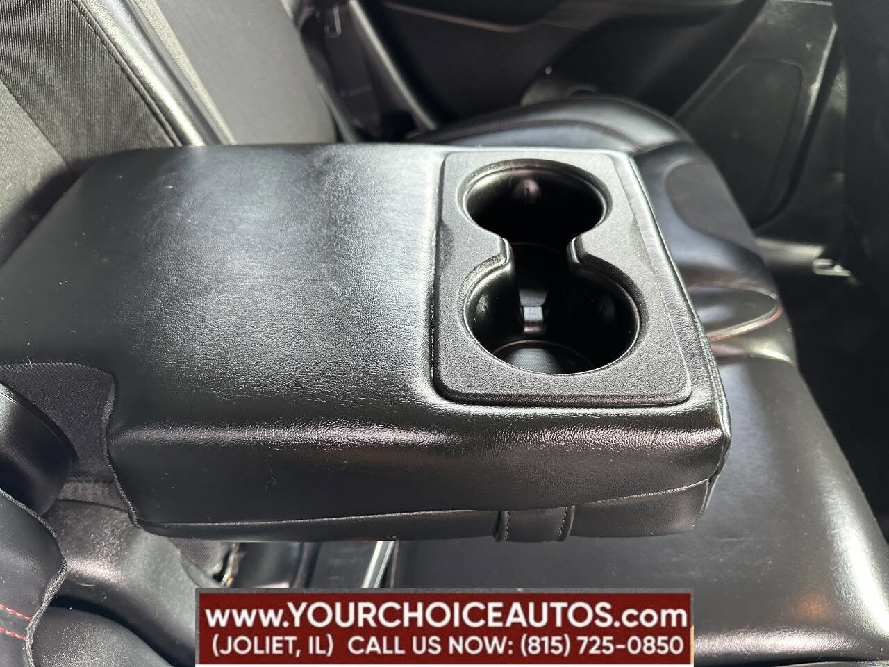 Used 2017 Jeep Cherokee Trailhawk w/ Cold Weather Group image 23