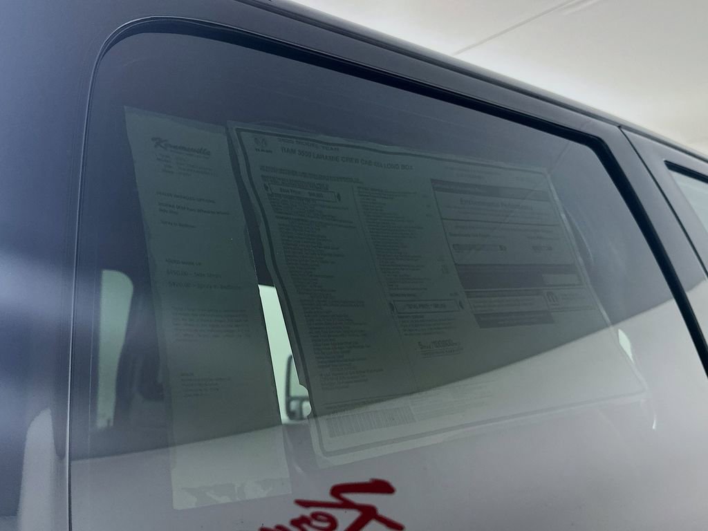 New 2025 RAM 3500 Laramie AWD/4WD image 21