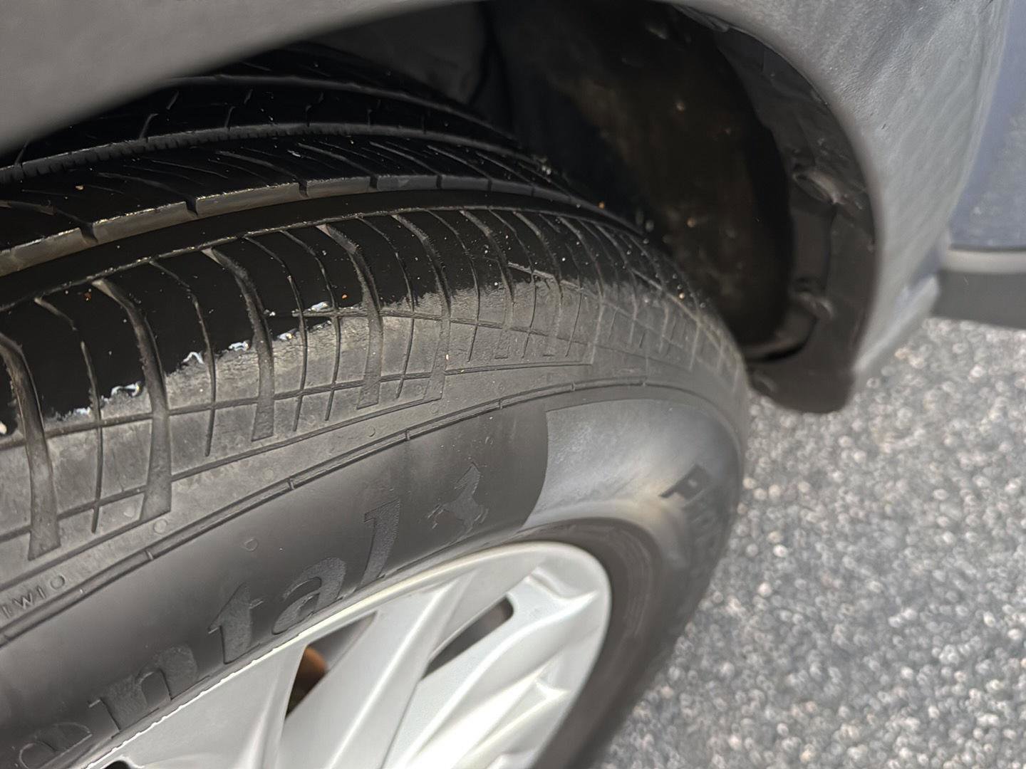 Certified 2022 Toyota Corolla Cross LE image 33