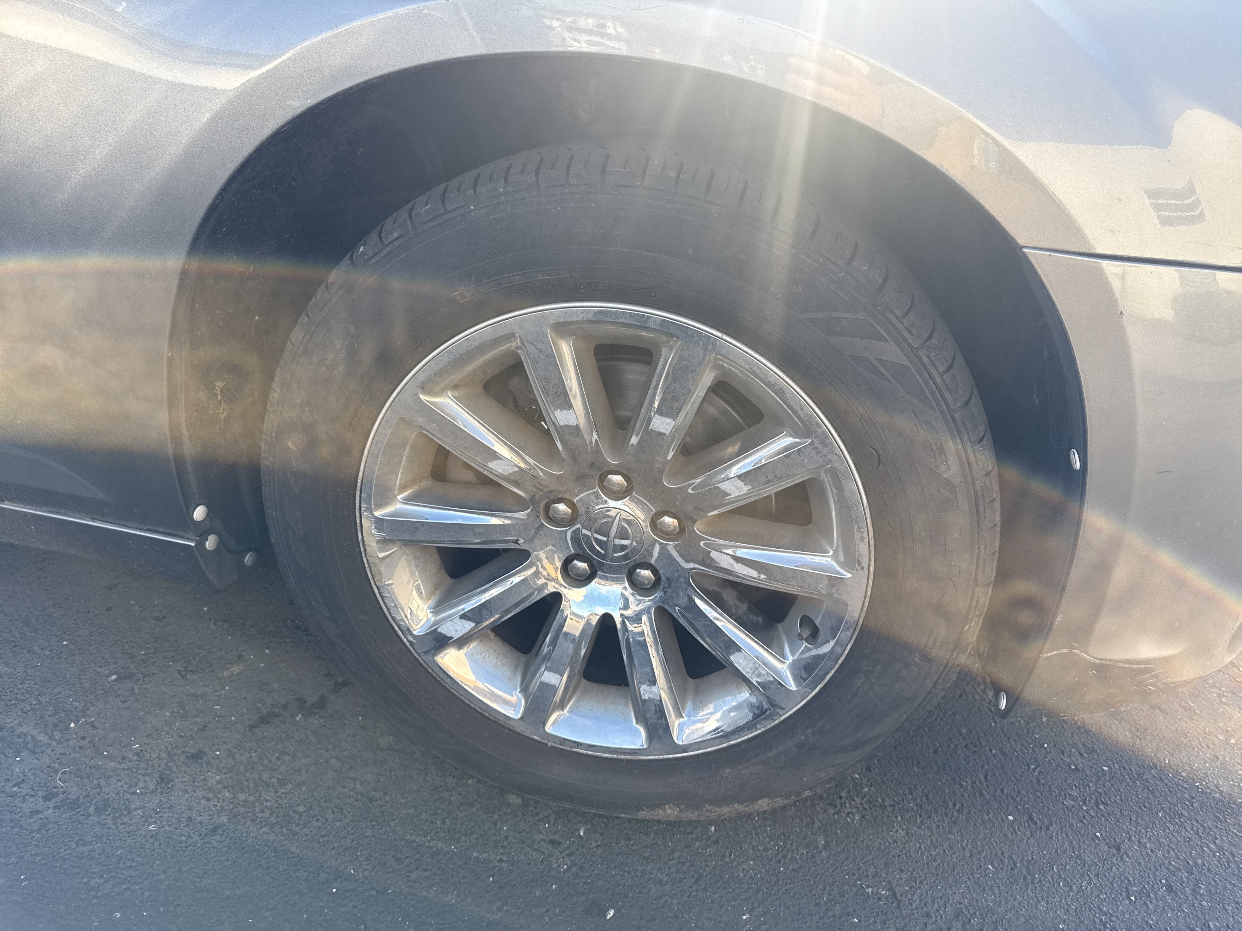 Used 2011 Chrysler 300 Limited RWD image 8