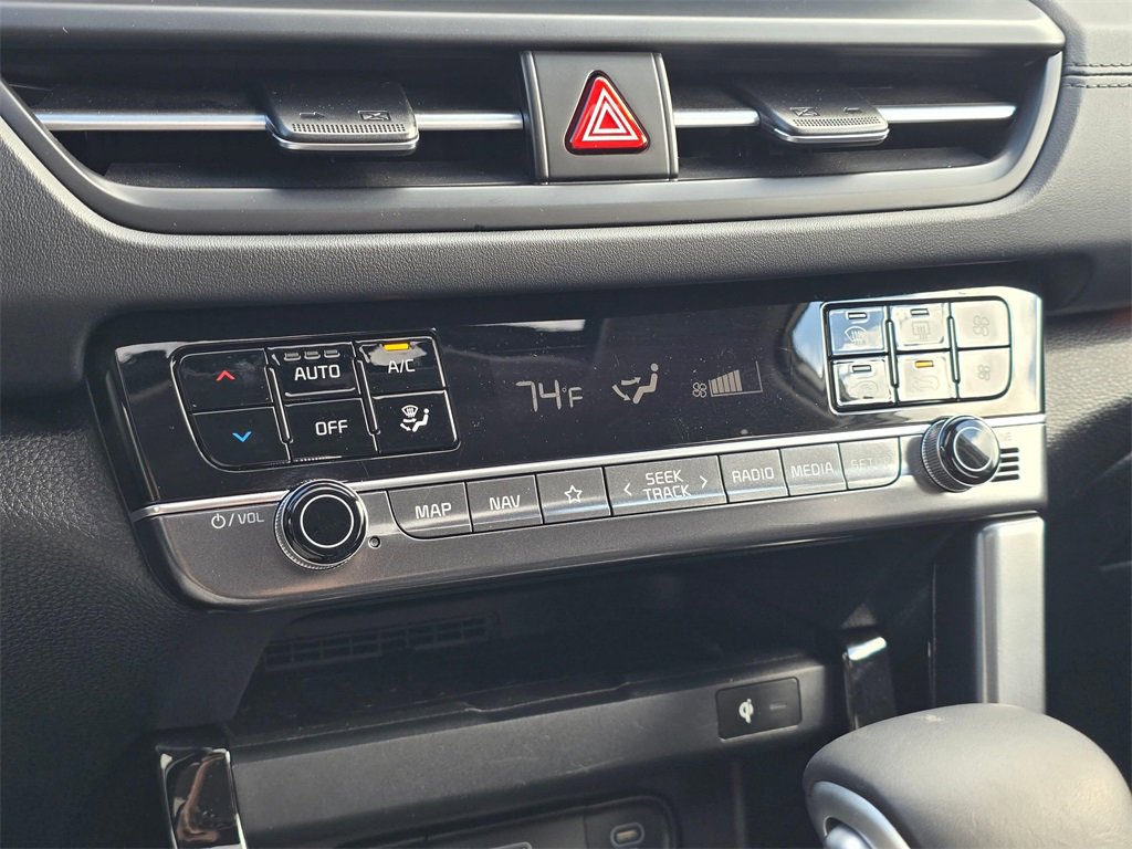 Used 2024 Kia Seltos EX image 21