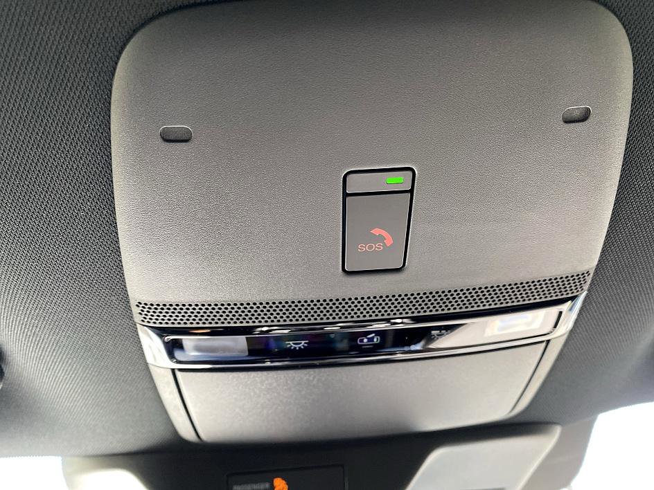 New 2026 Nissan Armada SL image 18