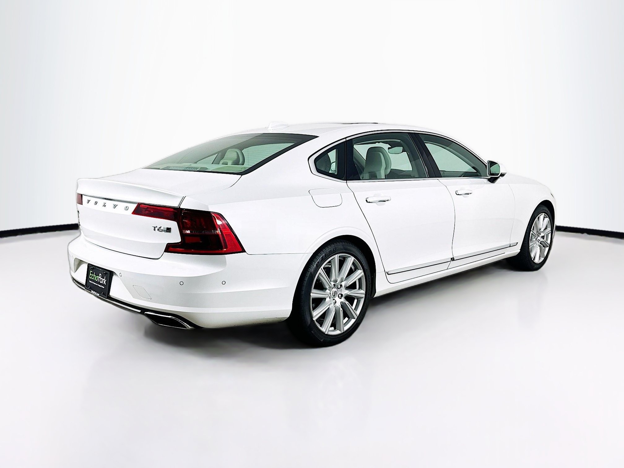 Used 2018 Volvo S90 T6 Inscription w/ Convenience Package AWD/4WD image 9