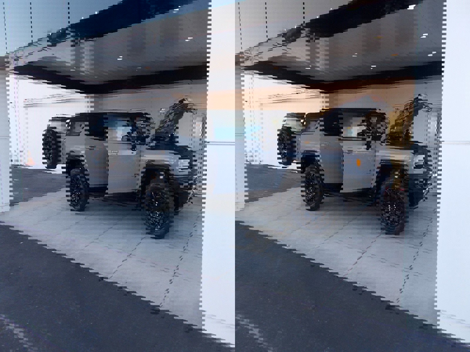 New 2025 GMC Hummer EV 2X image 21