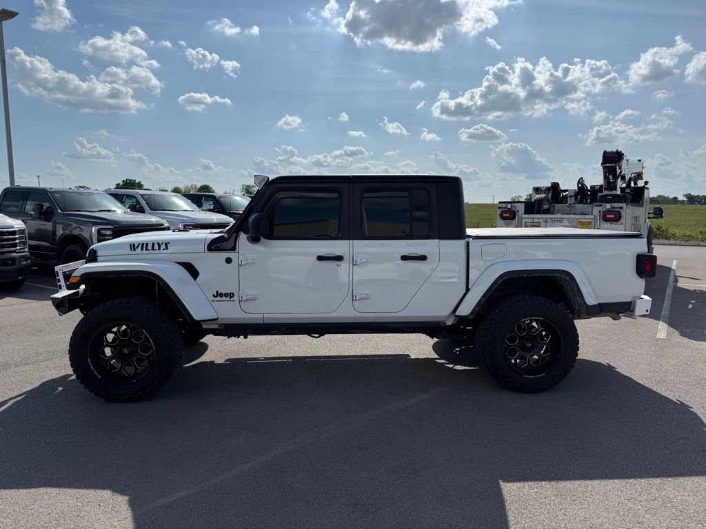 Used 2023 Jeep Gladiator Willys image 22