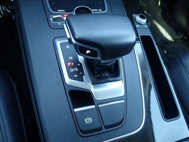 Used 2020 Audi Q5 e Premium Plus image 24
