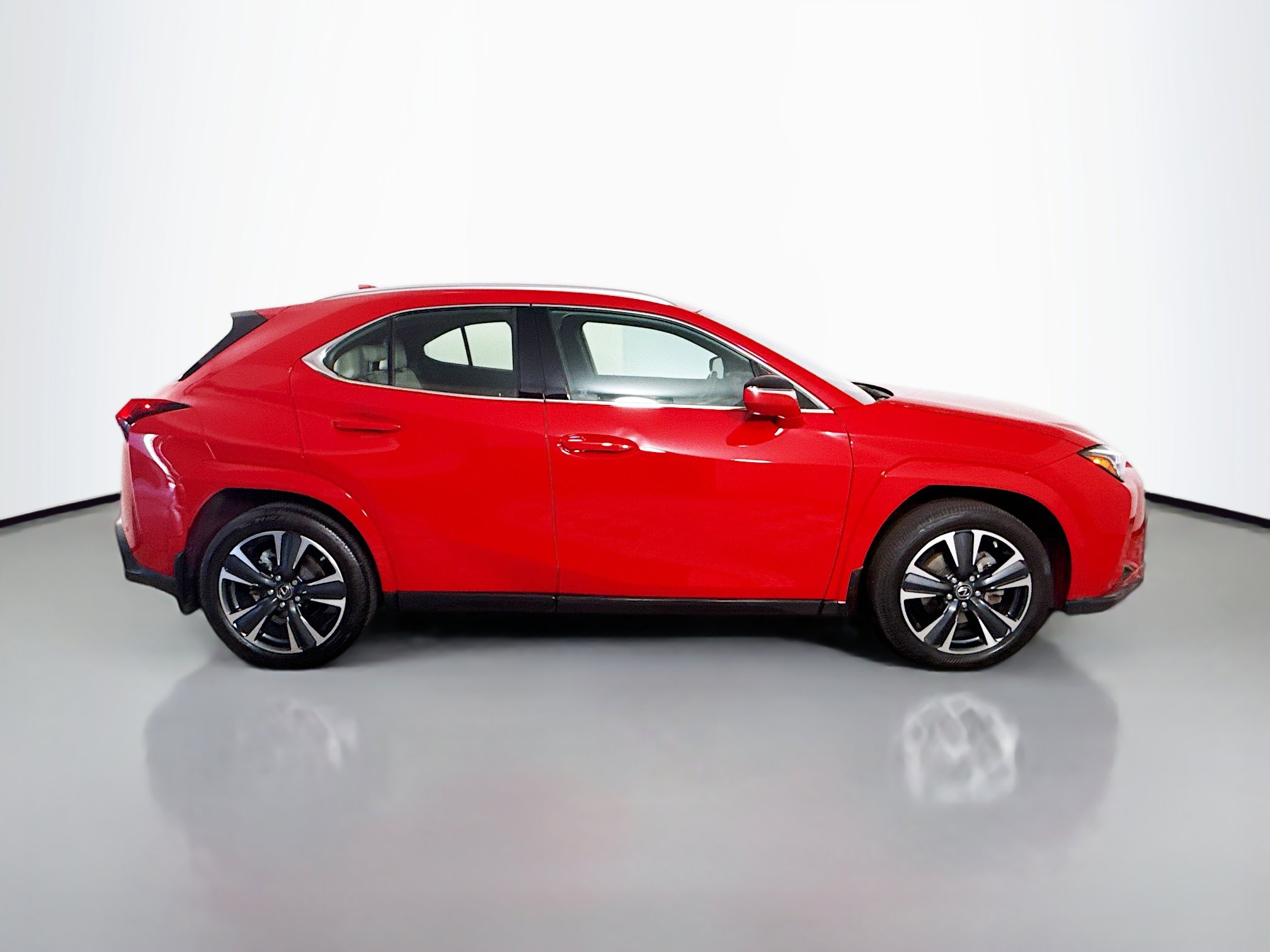Used 2022 Lexus UX 250h w/ Premium Package AWD/4WD image 11