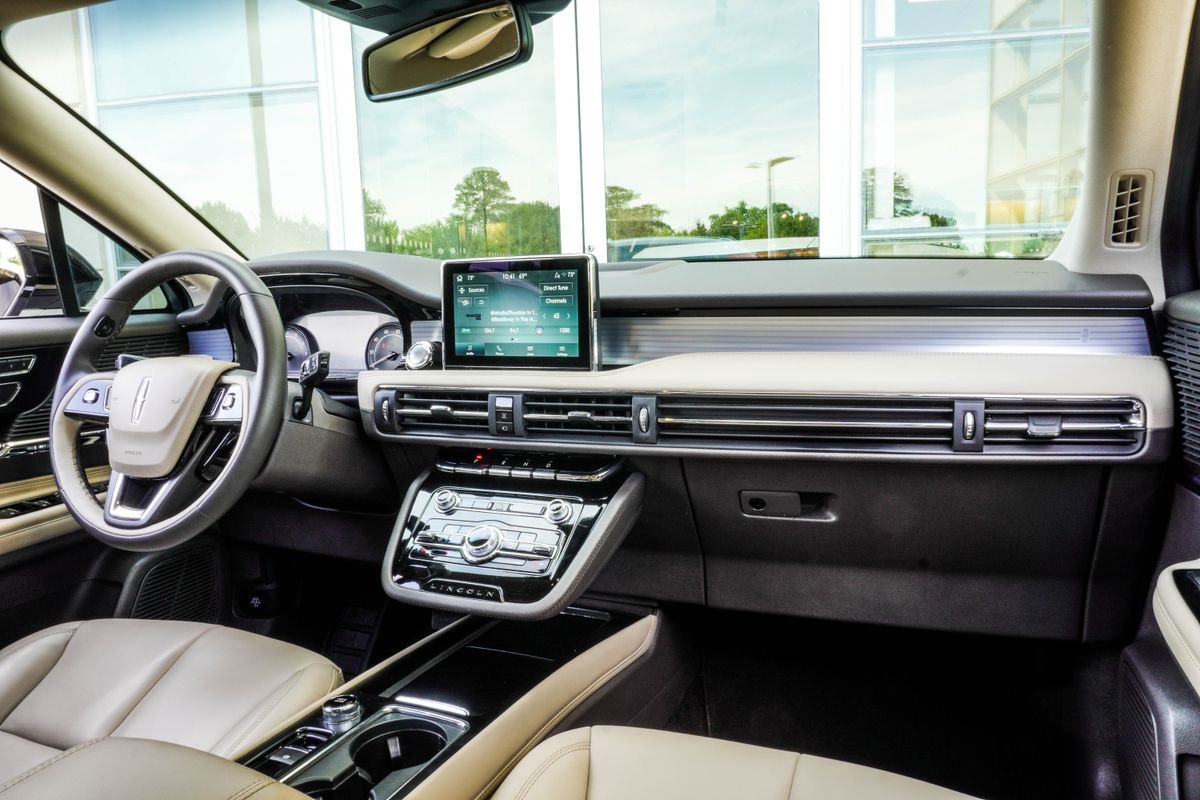 Used 2022 Lincoln Corsair FWD image 19